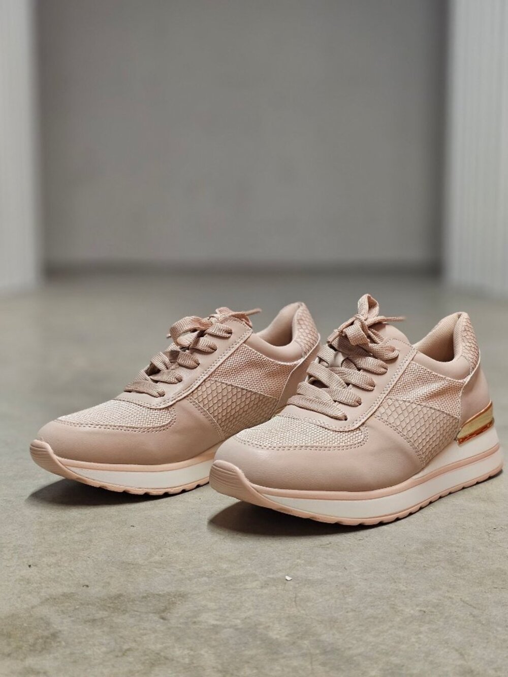 Blush Pink Womens Sneakers With Mesh Paneling & Gold Heel Accent - Picture 4 of 14